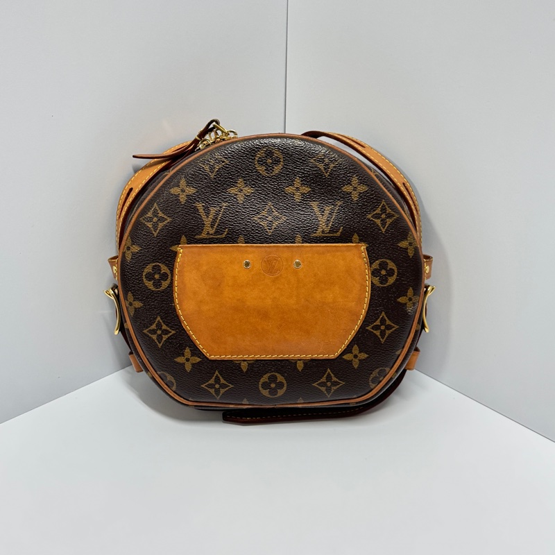 （甜美出眾💕）LV M52294 經典老花 圓餅包 專櫃13萬多！-9