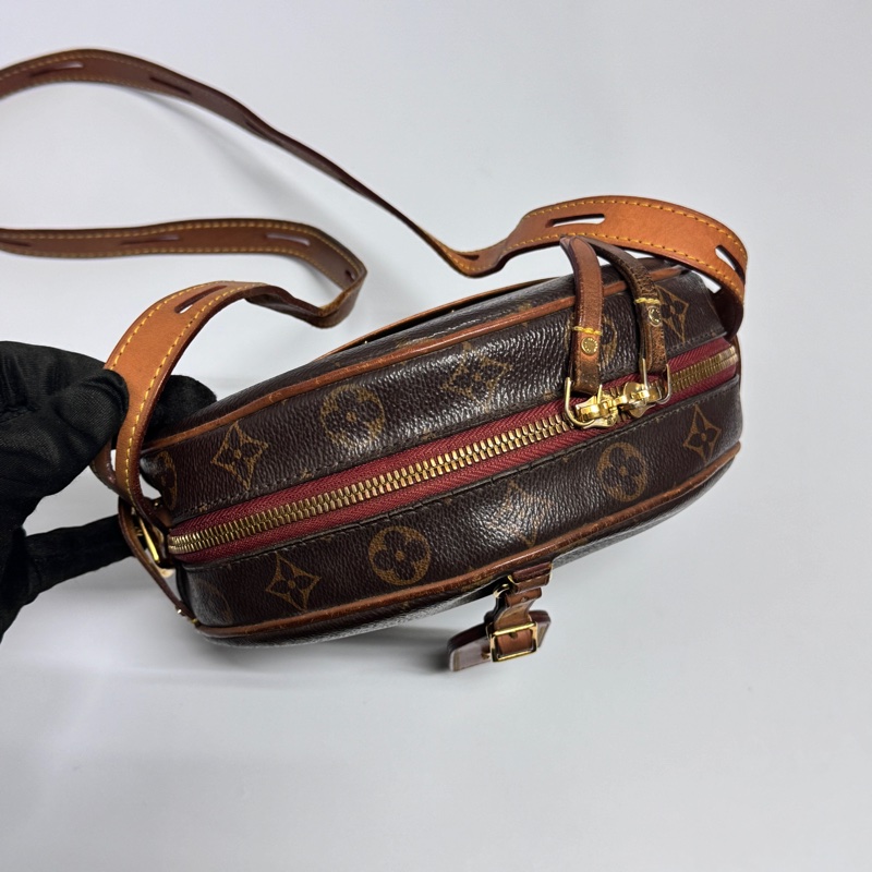 （甜美出眾💕）LV M52294 經典老花 圓餅包 專櫃13萬多！-14