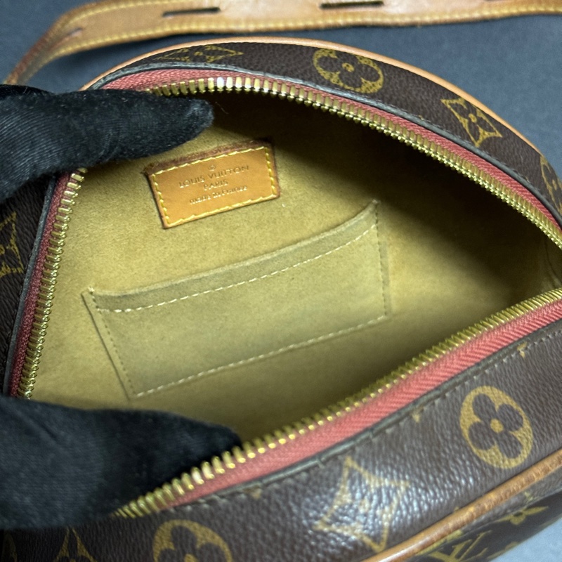 (甜美出眾💕)LV M52294 經典老花 圓餅包 專櫃13萬多!-13