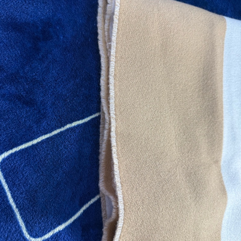 Chanel香奈兒圍巾 超實搭奶茶熊貓配色 半色羊毛圍巾 - 奶茶象牙白-6