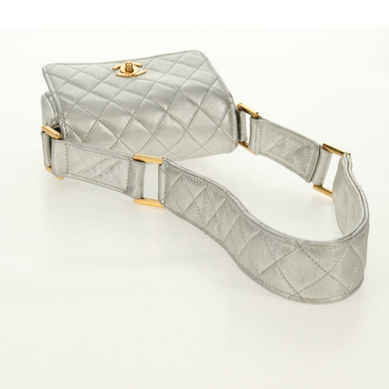 【日本直送】香奈兒 (CHANEL) 絎縫單肩包，皮革材質，銀色/金色，CC標誌，正品編號 152450AV-6