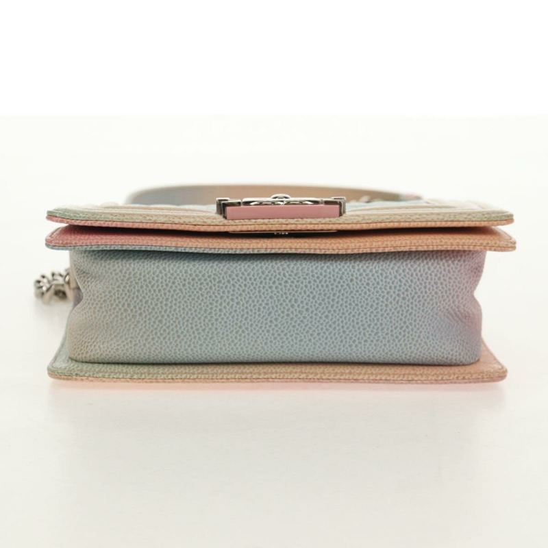 【日本直送】香奈兒 (CHANEL) Boy Chanel 鏈條肩背包，魚子醬紋皮革，彩虹色 CC 標誌，正品編號 153621SAM-4