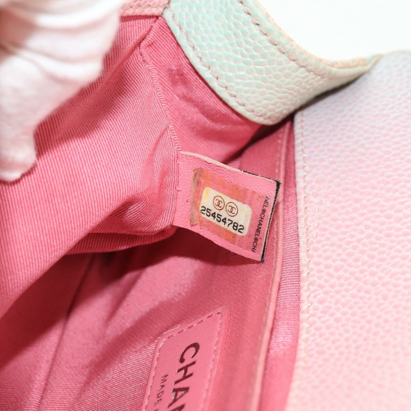 【日本直送】香奈兒 (CHANEL) Boy Chanel 鏈條肩背包，魚子醬紋皮革，彩虹色 CC 標誌，正品編號 153621SAM-10