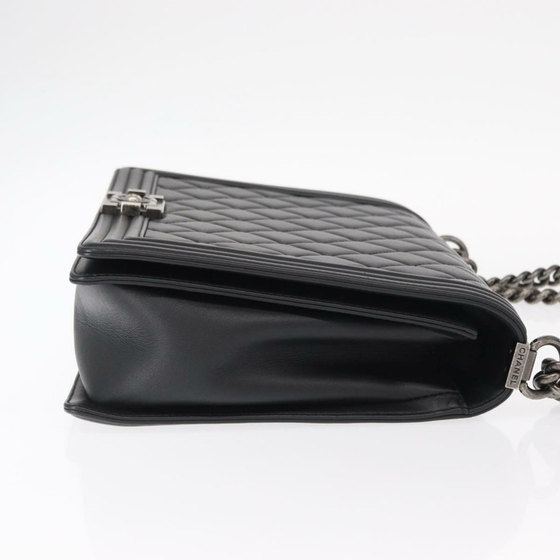 【日本直送】香奈兒 (CHANEL) Boy Chanel 鏈條肩背包，羊皮材質，黑色，CC 標誌，正品編號 154052SAM-2