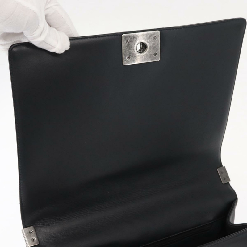 【日本直送】香奈兒 (CHANEL) Boy Chanel 鏈條肩背包，羊皮材質，黑色，CC 標誌，正品編號 154052SAM-18