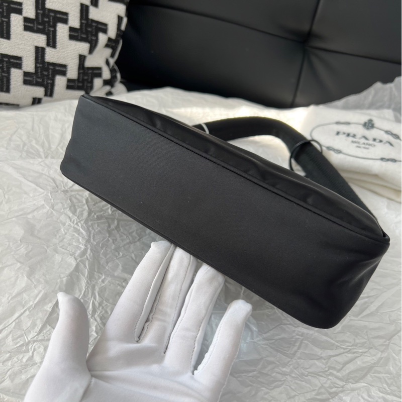 Prada hobo黑銀2000 芯片款17x6x22 99新配件塵袋-5