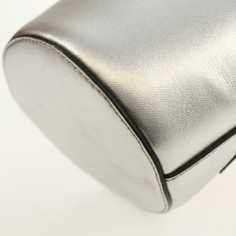 【日本直送】GUCCI 銀色真皮手提包 正品 153926M-16