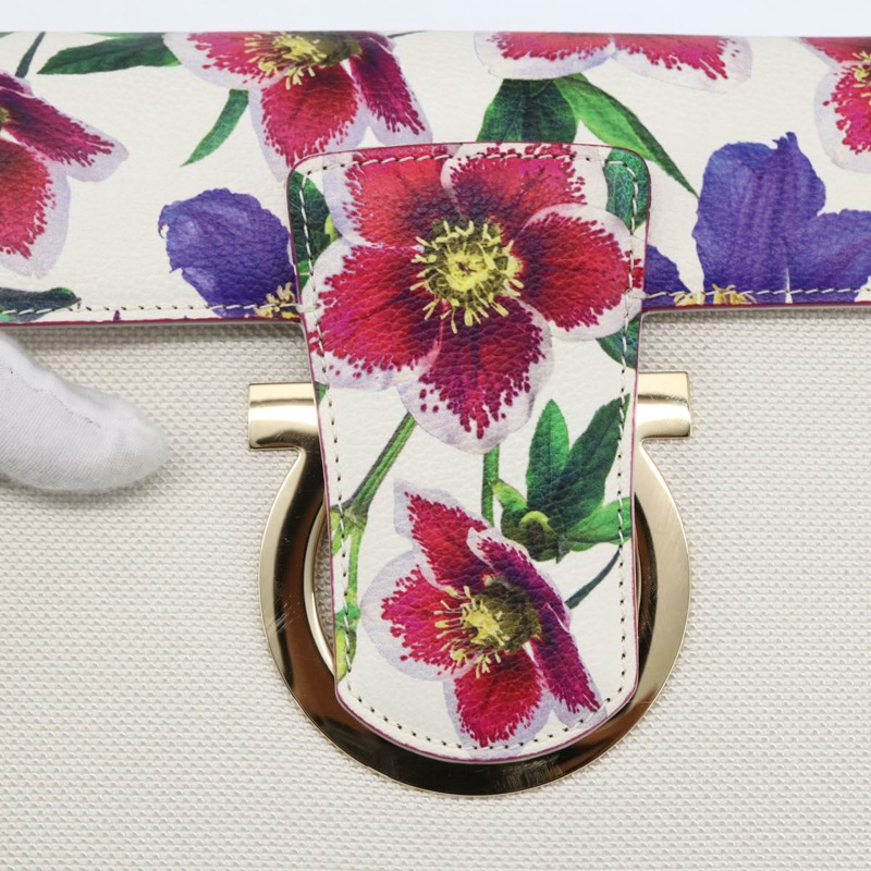 【日本直送】Salvatore Ferragamo Chain Gancini 帆布多色金色包包，正品編號 154076SAM-16