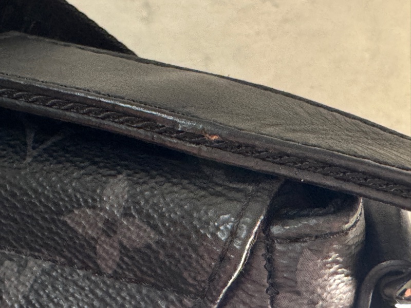 LV黑老花斜背包、黑武士M44000-4