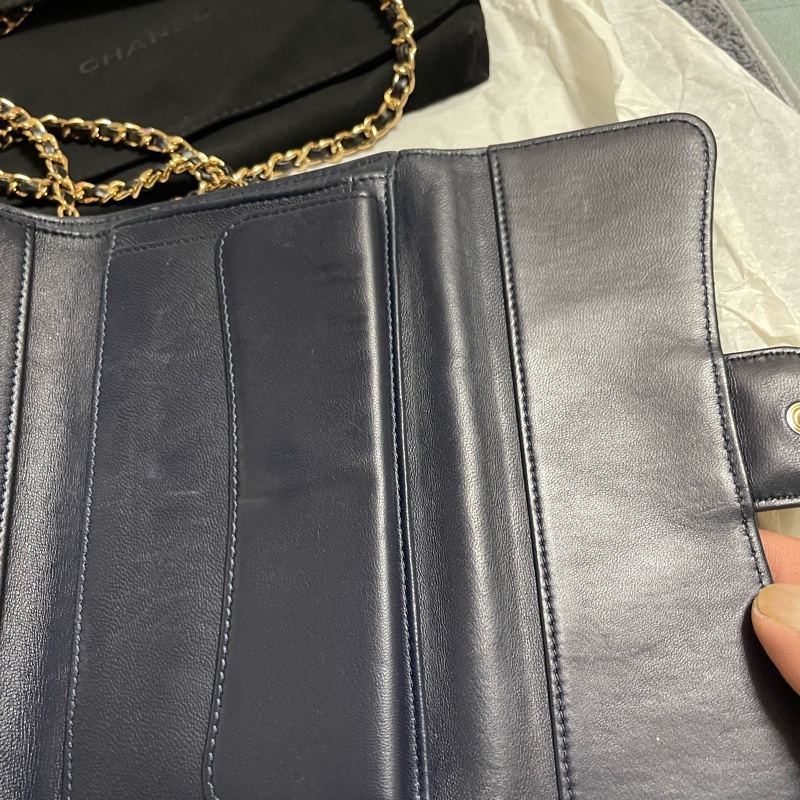 CHANEL CLASSIC FLAG WALLET-11