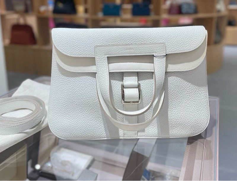 Hermes愛馬仕 halzan 31 8L冰川白 銀扣TC皮 D刻，配件塵袋肩帶-0
