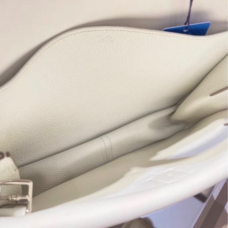 Hermes愛馬仕 halzan 31 8L冰川白 銀扣TC皮 D刻，配件塵袋肩帶-4