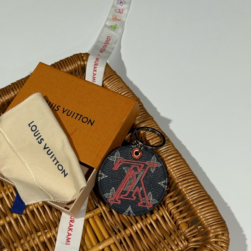 Louis Vuitton • 18ss限量老花皮革鑰匙掛件 在台現貨秒發🔥-3
