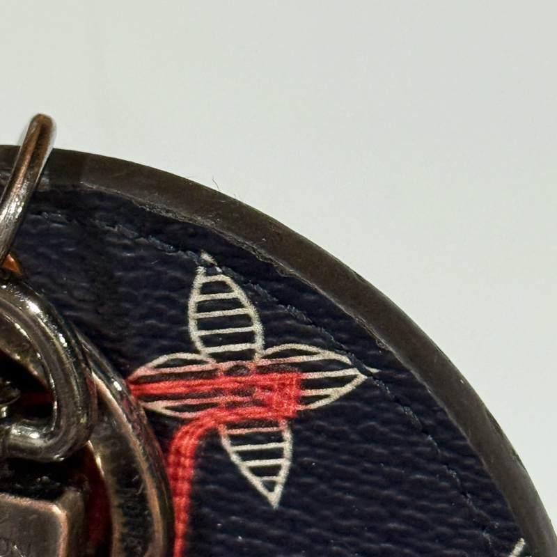 Louis Vuitton • 18ss限量老花皮革鑰匙掛件 在台現貨秒發🔥-15