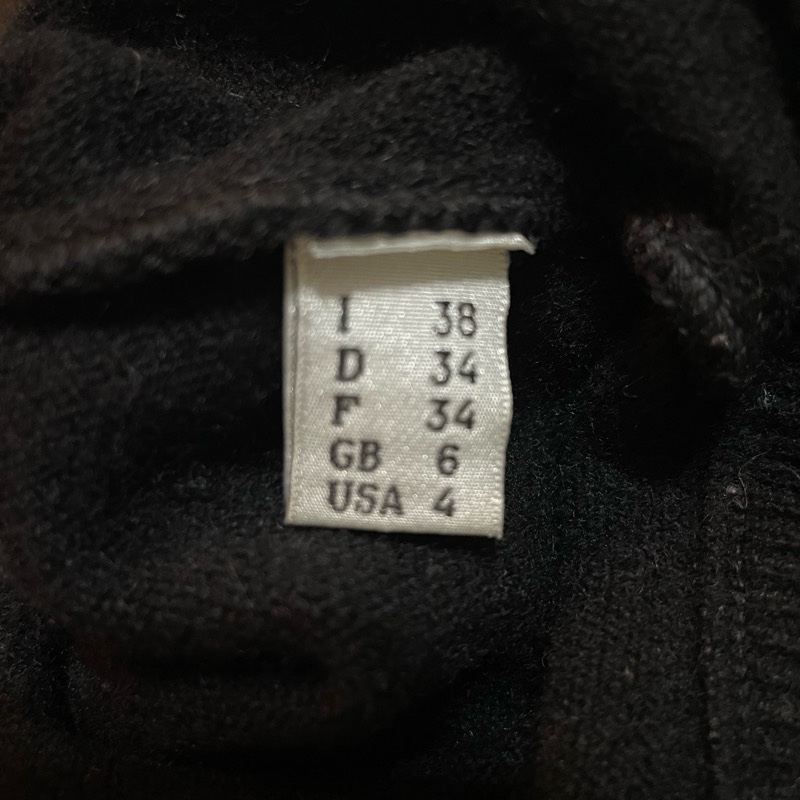 Moschino 皮尺高單羊絨毛衣-12