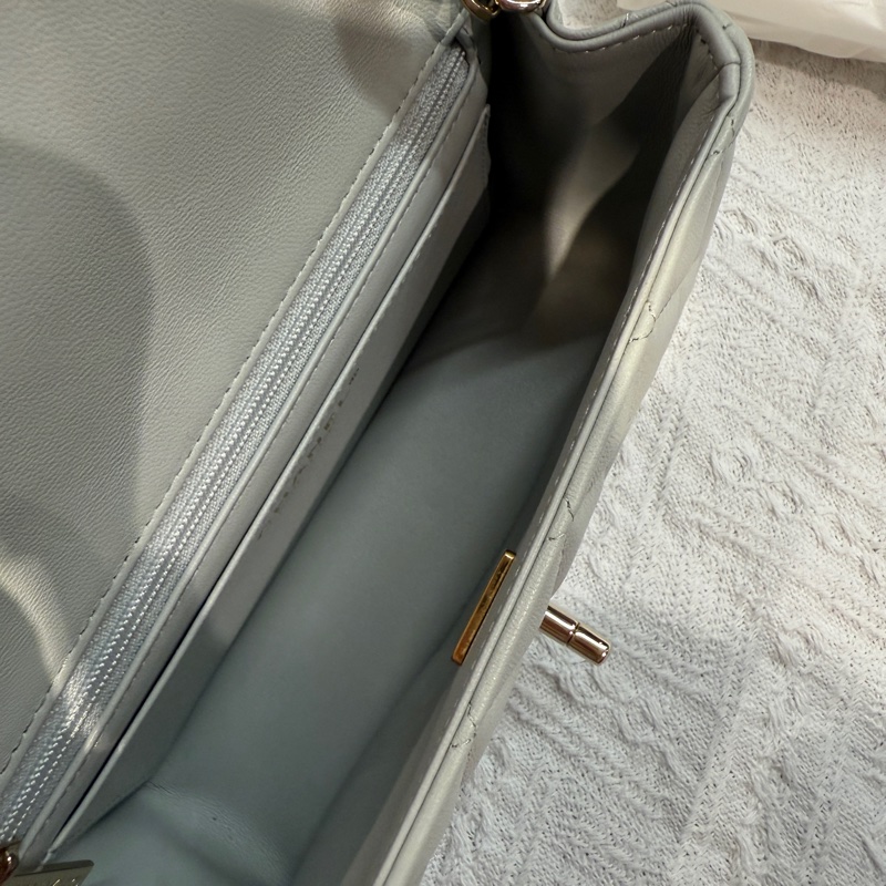 chanel 2023鼠尾草灰綠 經典coco20 全新-7