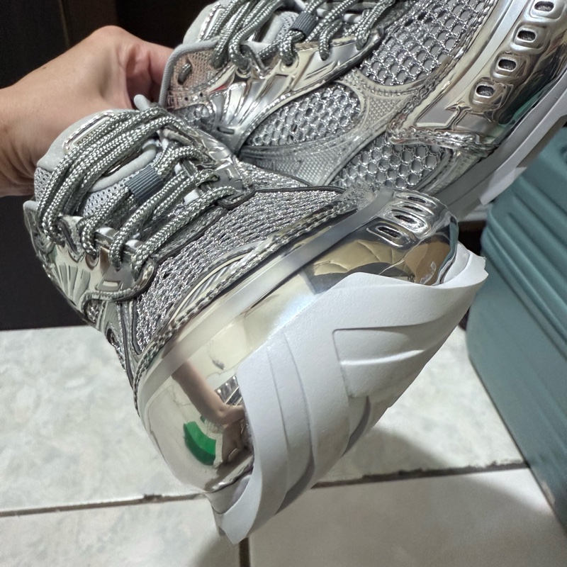 BV Orbit Sneaker 銀色 38號-2