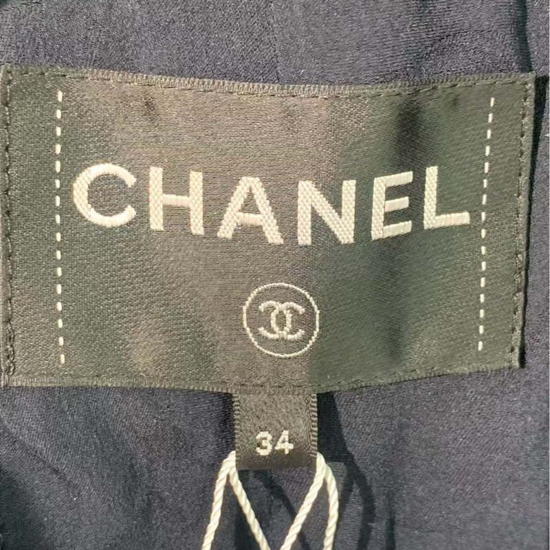 二手98新Chanel香奈兒 城堡系列圓領四口袋亮片編織外套34碼，肩寬38cm，衣長58cm，腰圍88cm，王一博同款-4