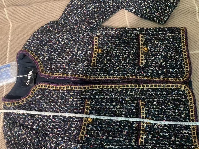 二手98新Chanel香奈兒 城堡系列圓領四口袋亮片編織外套34碼，肩寬38cm，衣長58cm，腰圍88cm，王一博同款-7