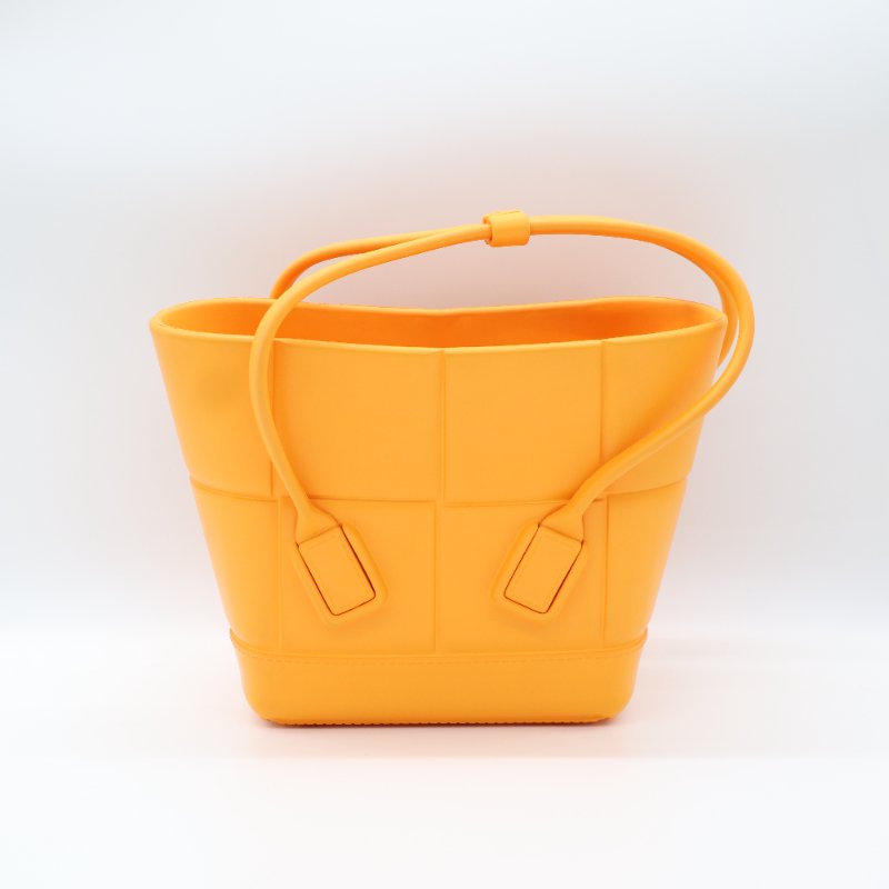Bottega Veneta 寶緹嘉 Arco Rubber 亮黃色 手提包 菜籃子-0