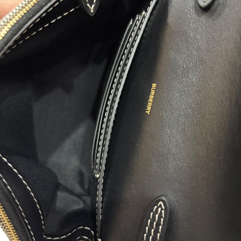 【美收精品】BURBERRY 深灰色肩背包 4-613-14