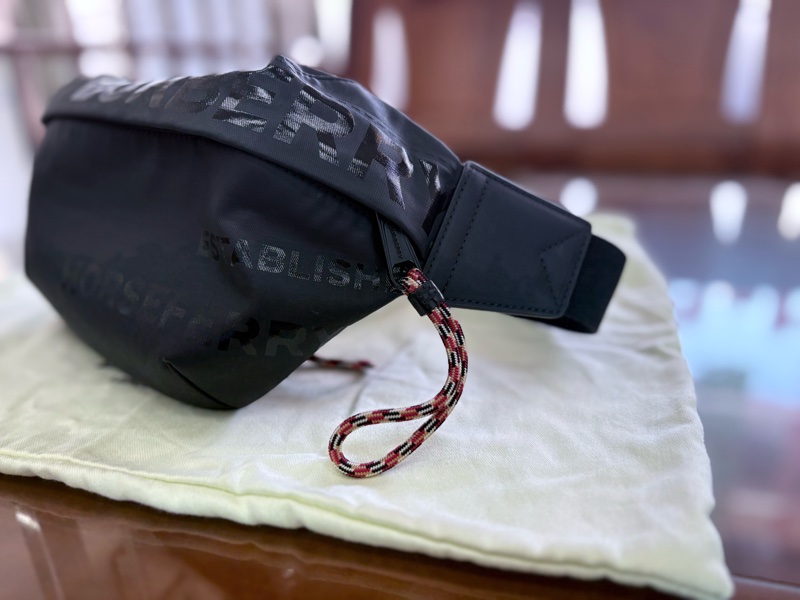 burberry horseferry腰包-5