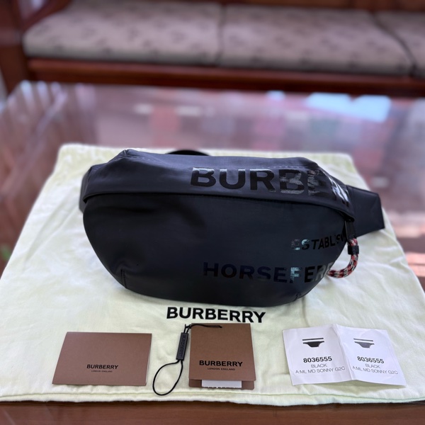 burberry horseferry腰包-6