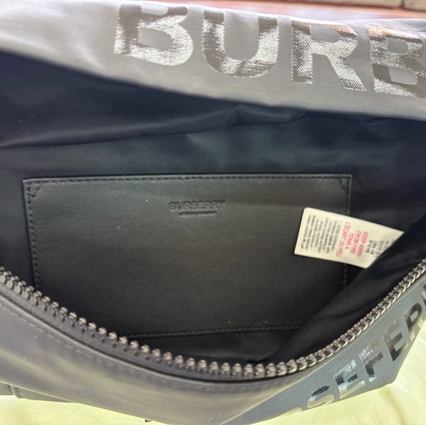 burberry horseferry腰包-9