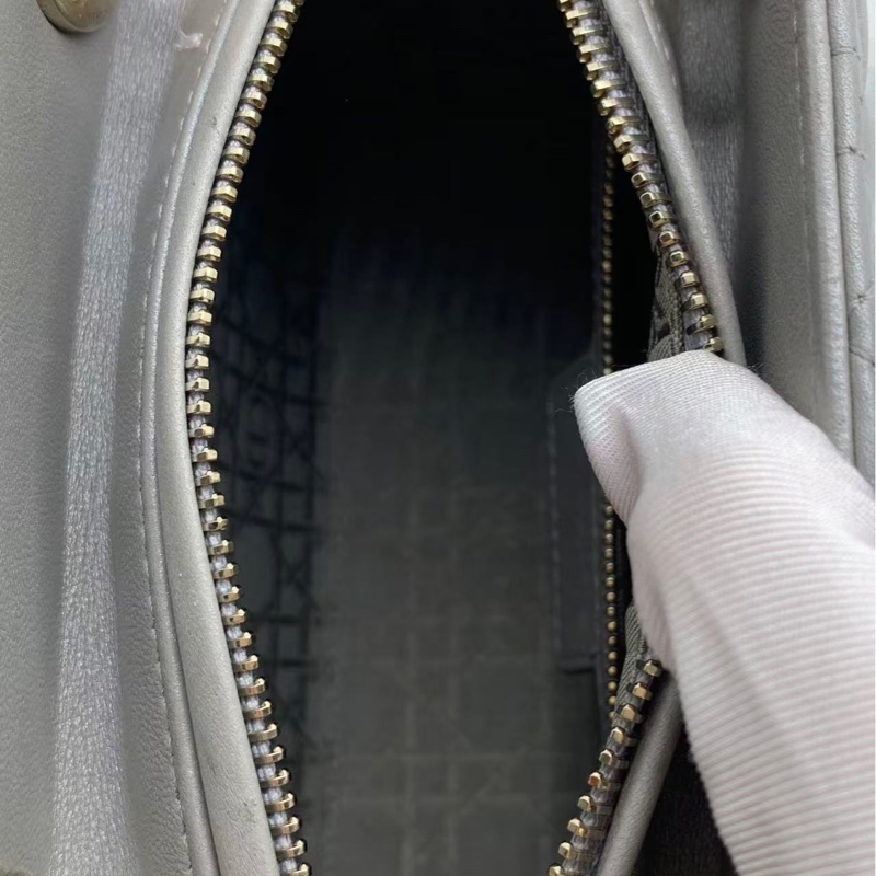 Dior迪奧戴妃包五格珠光灰色小羊皮 手提單肩包-6