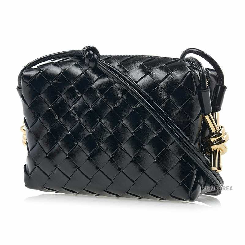 BOTTEGA VENETA Loop 相機斜背包-1