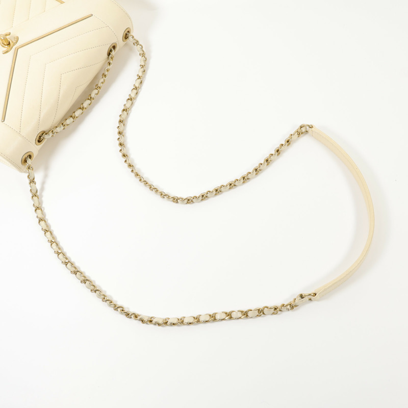 CHANEL 牛皮皮革Chain Shoulder金扣鏈帶肩背袋-5