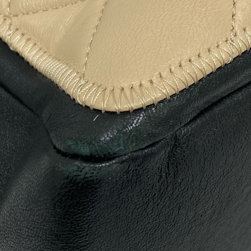 △ Chanel 香奈兒 Black, Beige Lambskin Gold Tone Metal Chain Shoulder Bag No.18 A67688 黑色, 淺褐色羊皮金色金屬鏈條肩背袋 No.18 A67688 -257023312-11