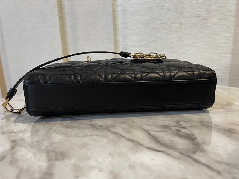 Dior 黑羊皮籐格紋淡金釦Lady Dior中型手提肩斜背包-2