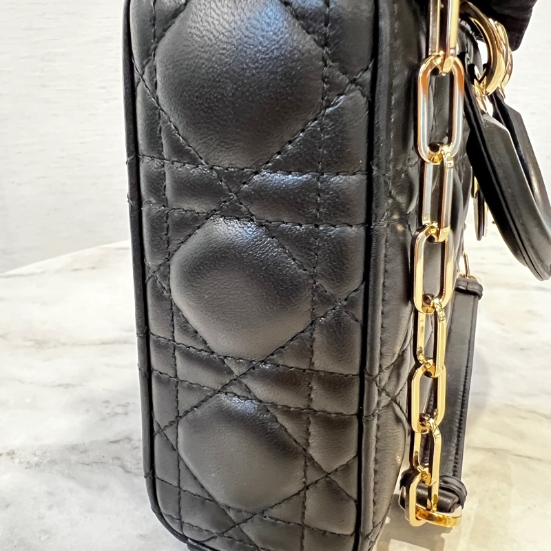 Dior 黑羊皮籐格紋淡金釦Lady Dior中型手提肩斜背包-8