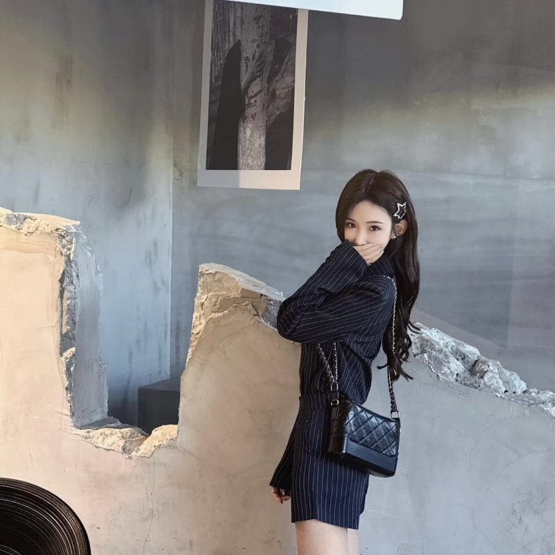 CHANEL 雙鍊條流浪包 - 小號黑-1