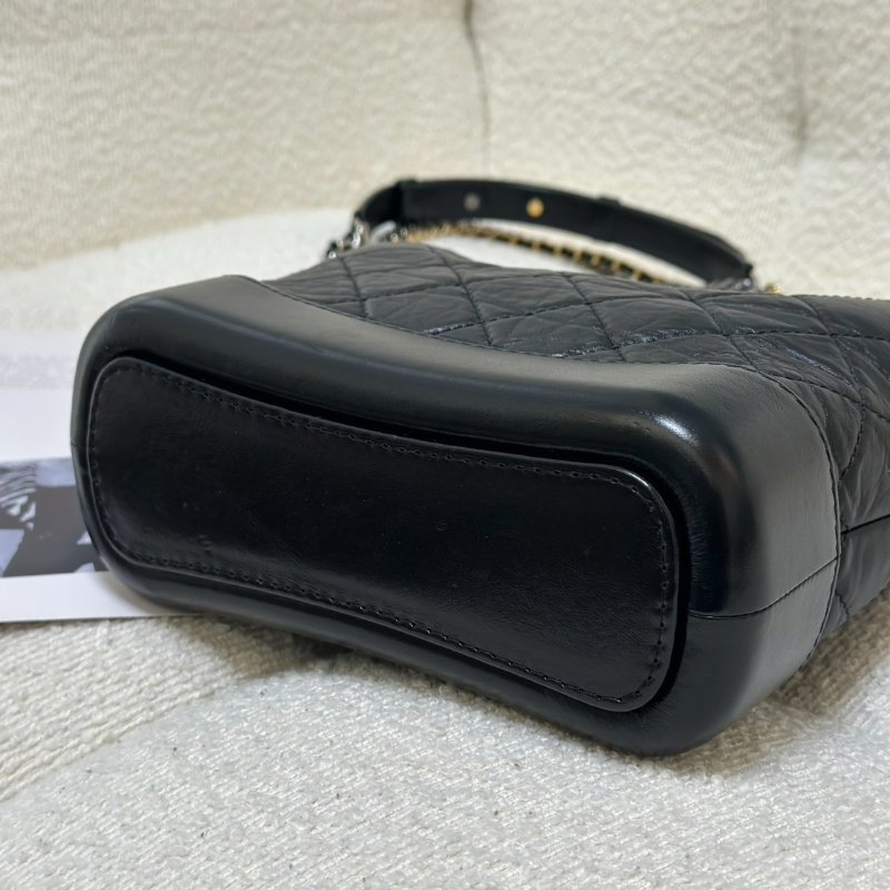 CHANEL 雙鍊條流浪包 - 小號黑-4