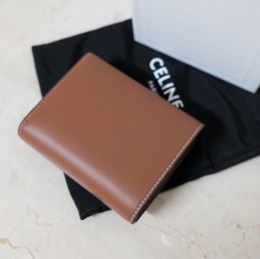 Celine 小號翻蓋短夾-6