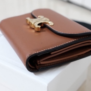 Celine 小號翻蓋短夾-11