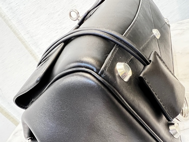 Balenciaga 黑牛皮銀釦Bel Air Carryall 手提肩斜背包-6