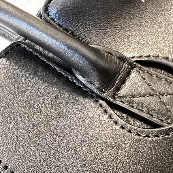 Balenciaga 黑牛皮銀釦Bel Air Carryall 手提肩斜背包-22