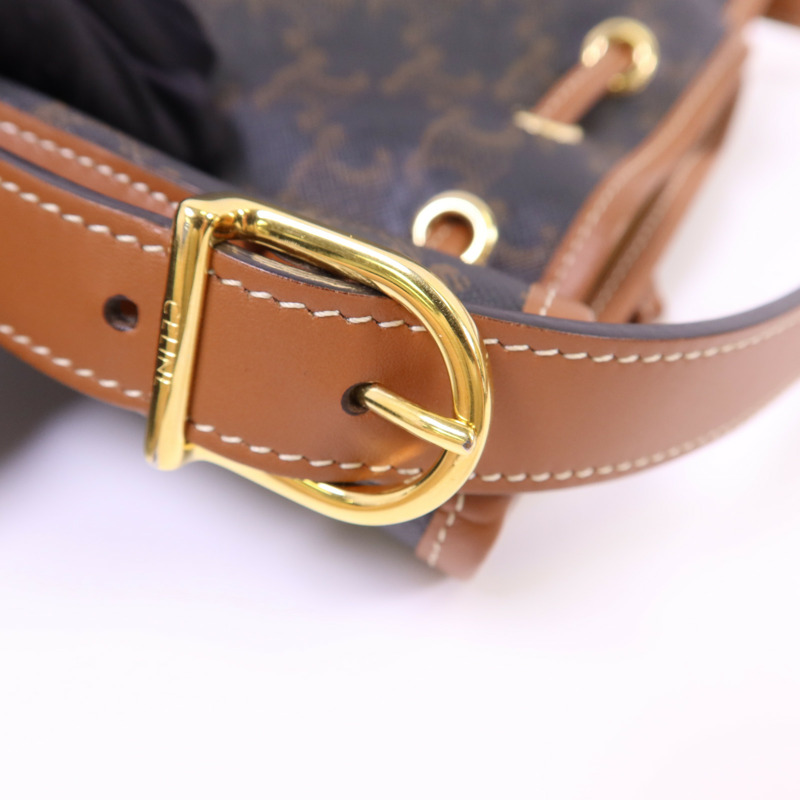 CELINE 塗層帆布Triomphe Drawstring Small Bucket金扣肩背袋-9