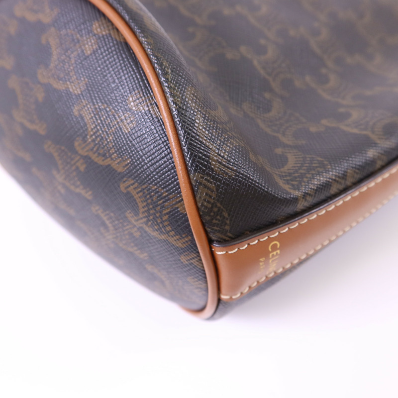 CELINE 塗層帆布Triomphe Drawstring Small Bucket金扣肩背袋-10