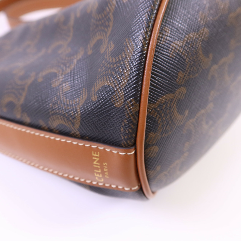 CELINE 塗層帆布Triomphe Drawstring Small Bucket金扣肩背袋-13