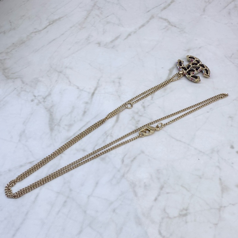 CHANEL淡金皮穿鍊帶鑽項鍊-4