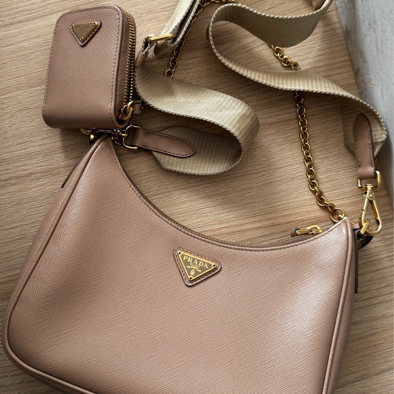 Prada hobo 三合一粉沙色皮革款 斜背包 提包 肩背包-1