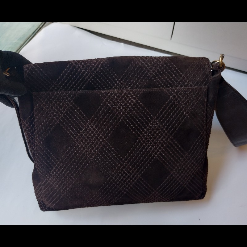 Chanel 金釦咖麂皮大菱格下蓋書包-1