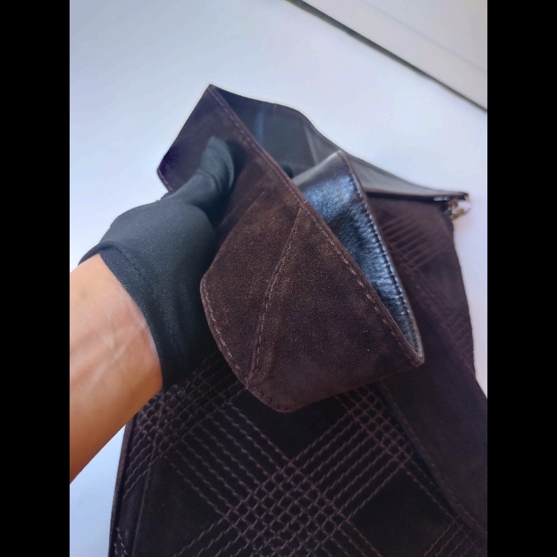 Chanel 金釦咖麂皮大菱格下蓋書包-29