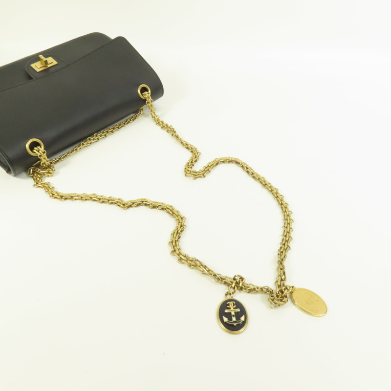 CHANEL 牛皮皮革Chain Shoulder金扣鏈帶肩背袋-4