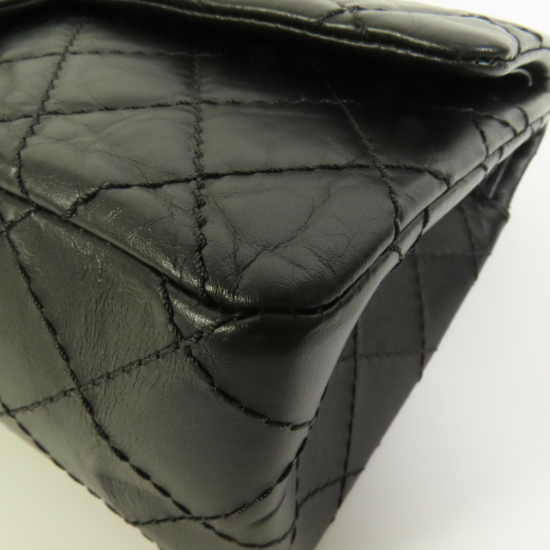 CHANEL 牛皮皮革2.55 Medium金扣鏈帶肩背袋-14