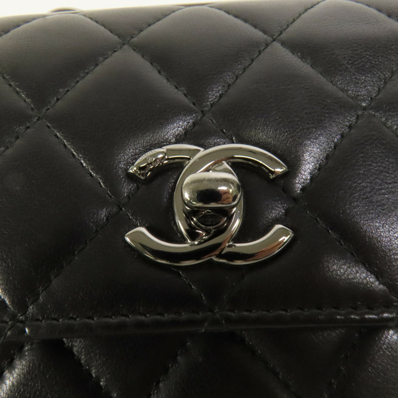 CHANEL 羊皮皮革Classic Quilted Trendy CC Phone鏈帶肩背袋-6